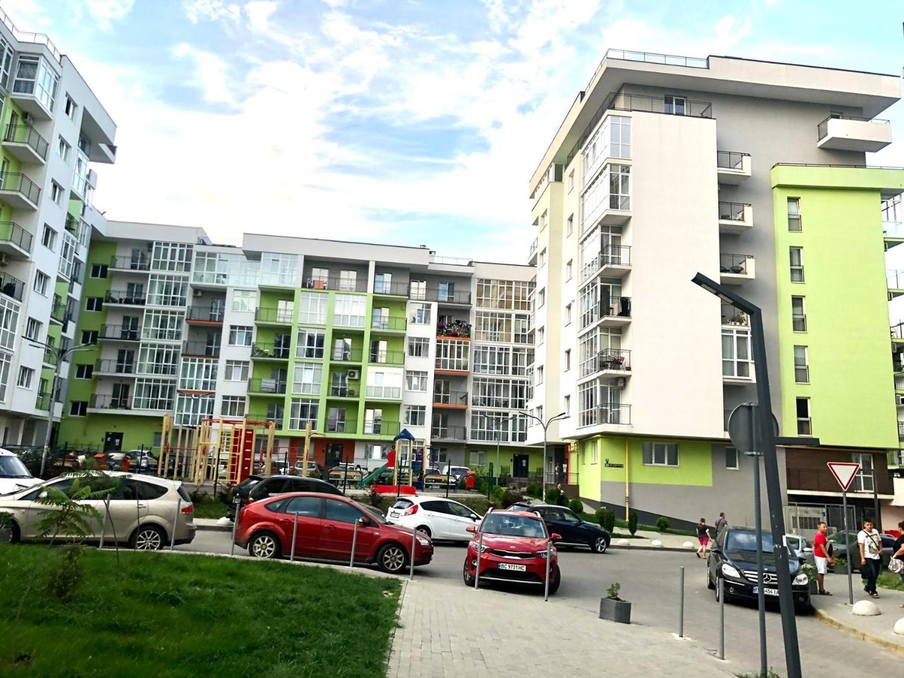 Osapart Nice Apartment In A Complex Great Britain Lviv Ngoại thất bức ảnh